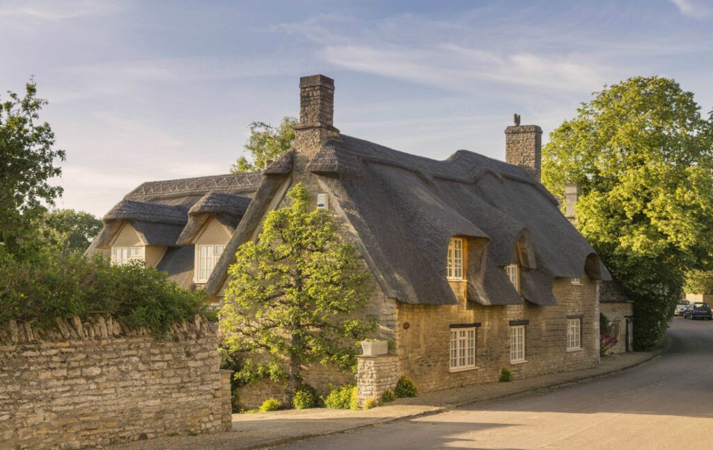 Moving to Northamptonshire, Thatched Cottage.